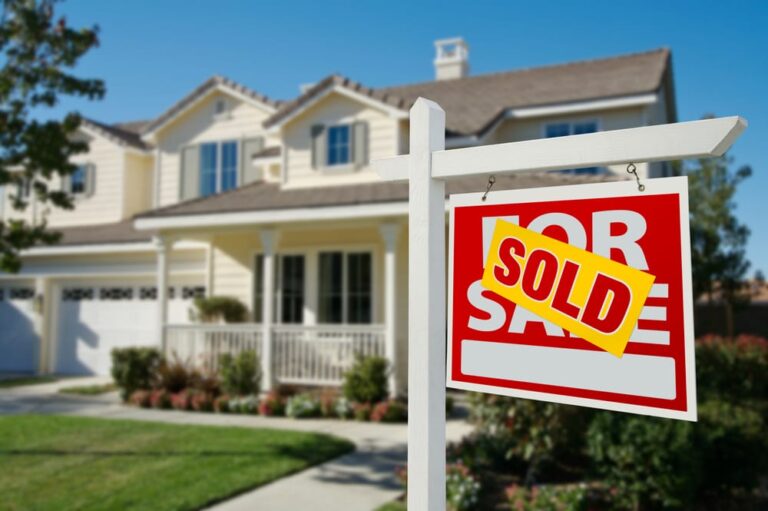 How to Use Power Washing to Boost Curb Appeal Before Selling Your Home