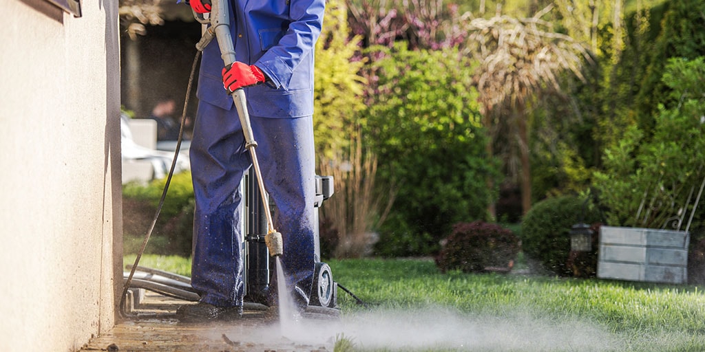 How Long Does a Professional Power Washing Job Really Take?