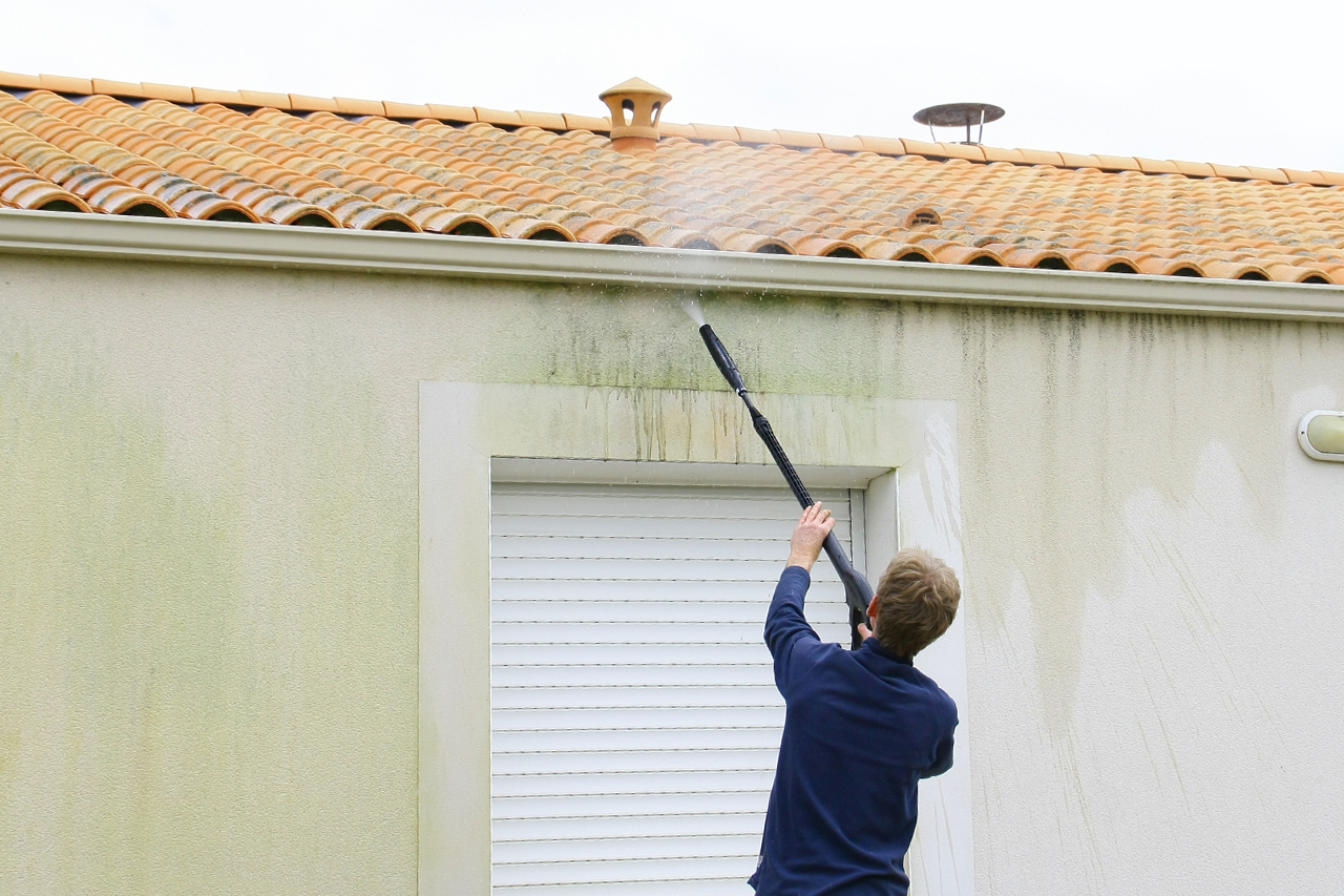 power washing gutters