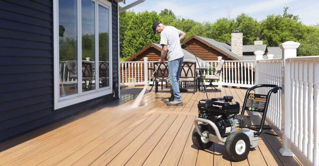 The Pros and Cons of Cold Water vs. Hot Water Power Washing