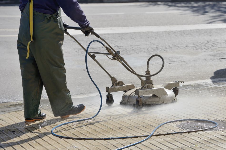 pressure washing 2