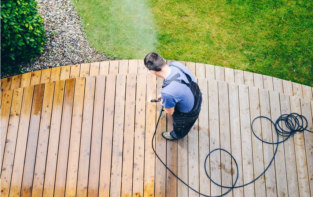 The Best Way to Clean Wood Decks Without Damaging Them