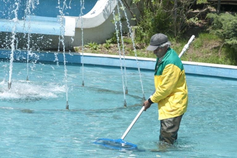 Cleaning Outdoor Water Features