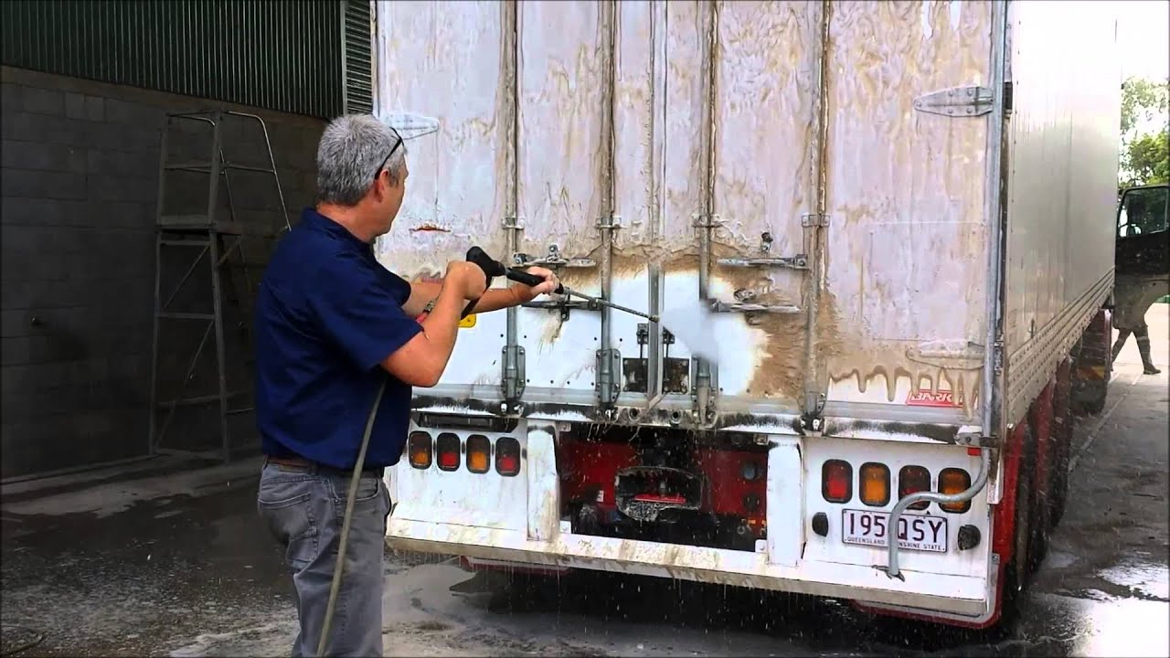 cleaning flatbed trailer