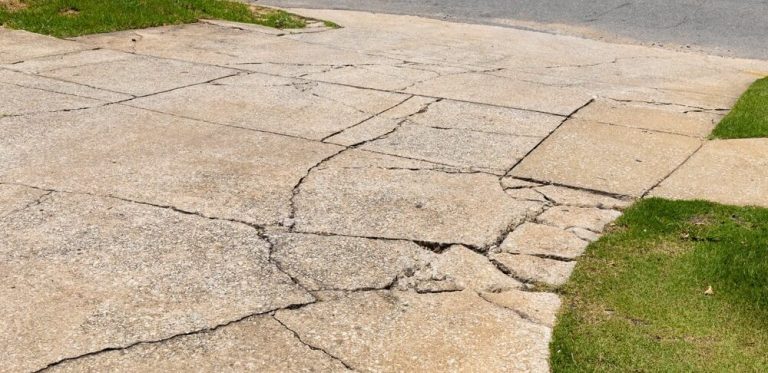 cracked concrete driveway
