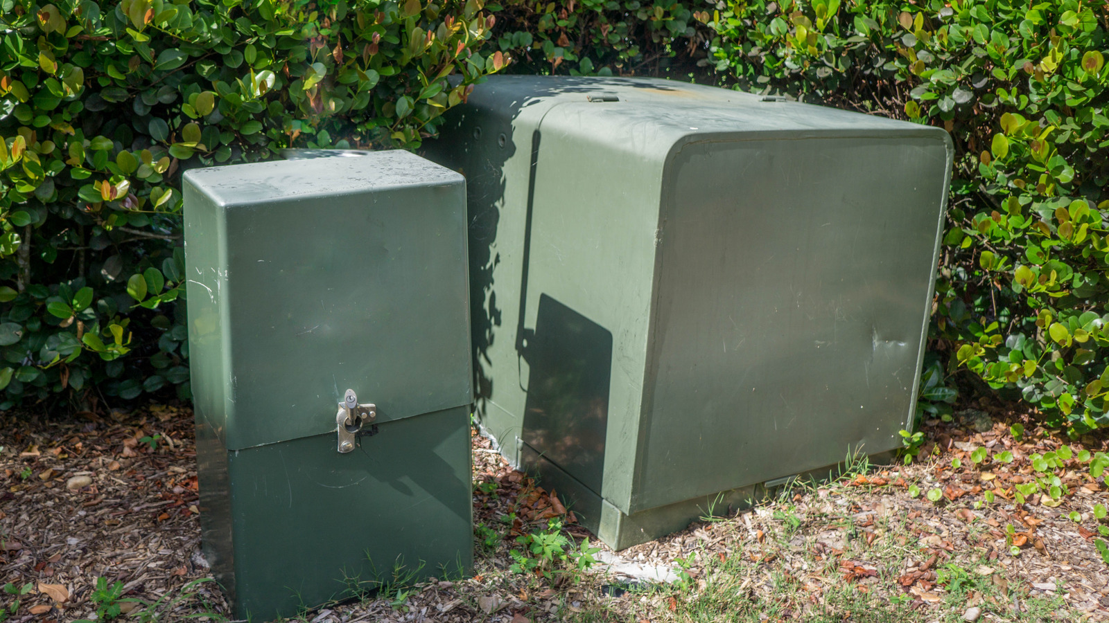 outdoor utility box