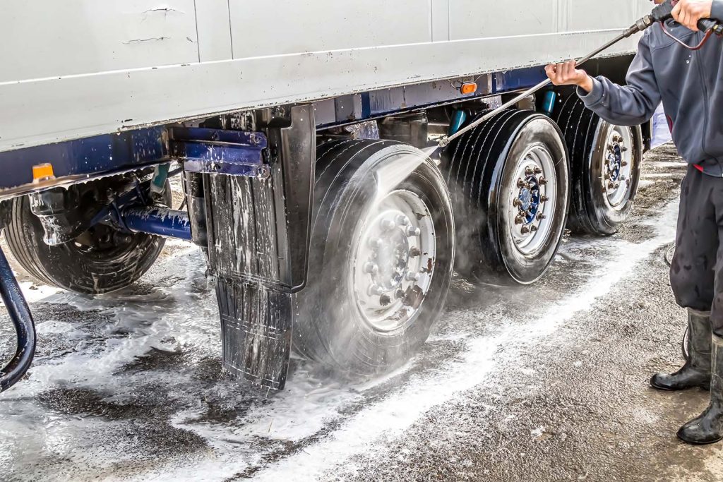 Expanding Your Power Washing Services to Include Fleet Cleaning