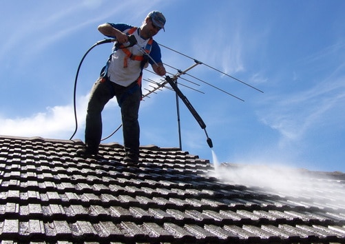 Hiring a Power Washing Service for Hard-to-Reach Areas Like Second Stories or Rooflines