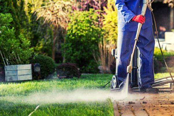 pressure washing landscape