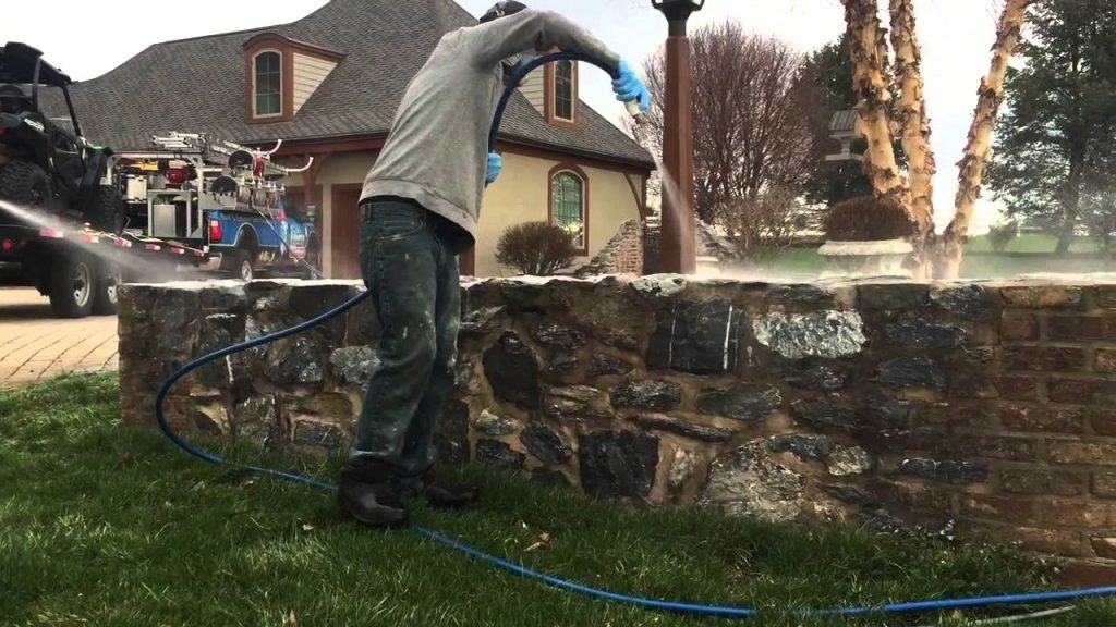pressure washing stone veneers